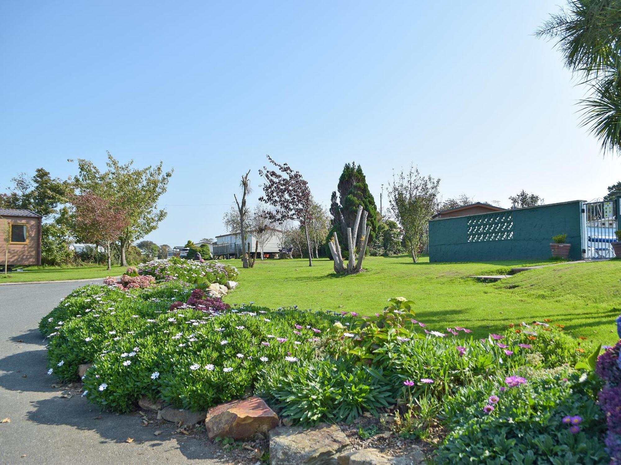 Keepers Nook - Dinas Country Club Villa Екстериор снимка